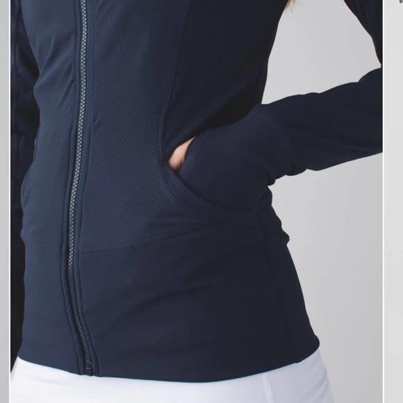 Lululemon In Flux Reversible Jacket Navy Inkwell 6 - Picture 5 of 12